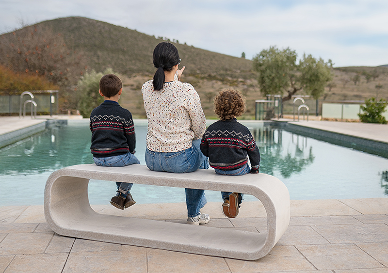 slim nagai banco de hormigón